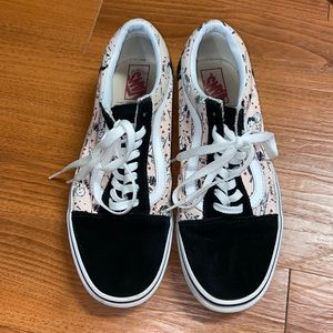 VANS x Peanuts Old Skool Shoes
